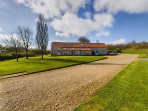 Approach- click for photo gallery